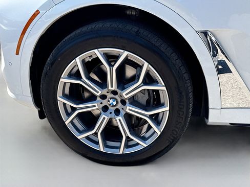 Used 2026 BMW X7 xDrive40i image 44