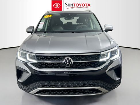 Used 2023 Volkswagen Taos SEL image 10