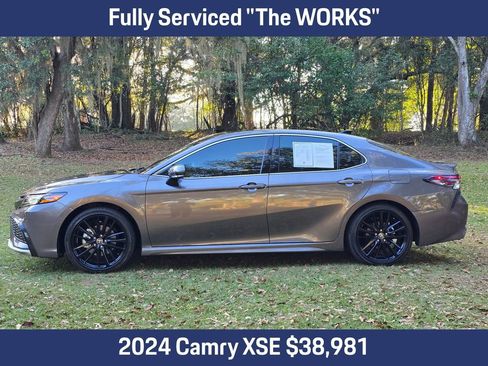 Used 2024 Toyota Camry XSE image 2