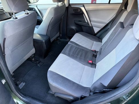Used 2013 Toyota RAV4 XLE AWD/4WD image 39