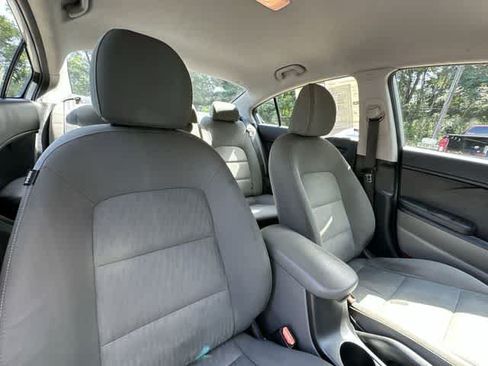Used 2015 Kia Forte LX FWD image 15