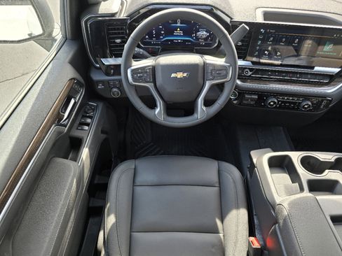 New 2025 Chevrolet Silverado 1500 LT w/ Z71 Off-Road Package image 13