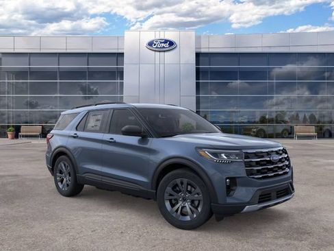 New 2026 Ford Explorer Active w/ Active Comfort Package AWD/4WD image 7