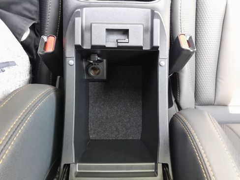Used 2024 Subaru Outback Wilderness AWD/4WD image 30