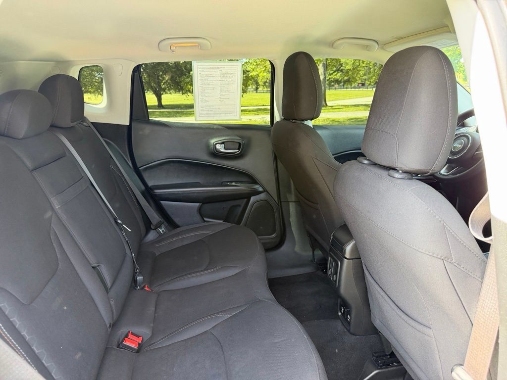 Used 2019 Jeep Compass Sport AWD/4WD image 28