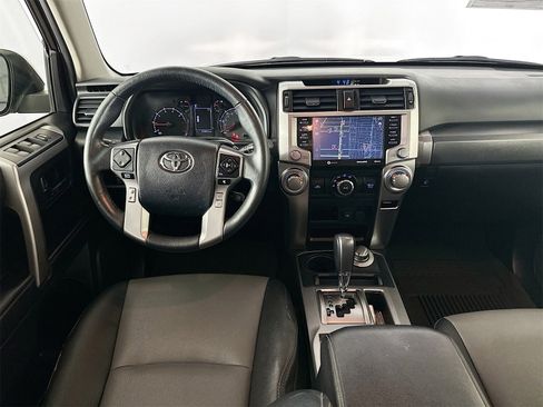 Used 2022 Toyota 4Runner SR5 Premium image 22