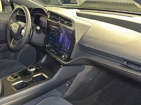 Certified 2023 Lexus RZ 450e Premium w/ Accessory Package (Z1) image 10