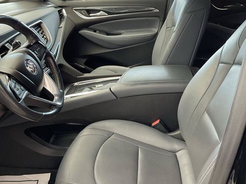 Used 2024 Buick Enclave Essence w/ Experience Buick Package AWD/4WD image 7