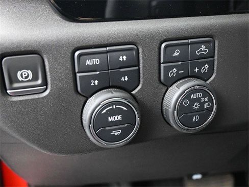 Certified 2024 Chevrolet Silverado 1500 LT Trail Boss w/ LT Trail Boss Premium Package image 18