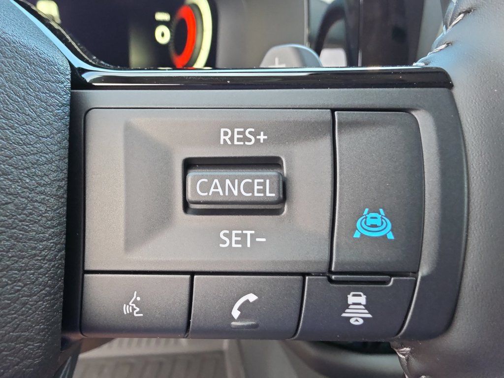 New 2026 Nissan Pathfinder SL FWD image 34