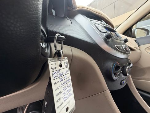 Used 2017 Hyundai Accent SE FWD image 30