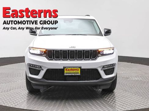 Used 2022 Jeep Grand Cherokee Limited 4xe AWD/4WD image 2