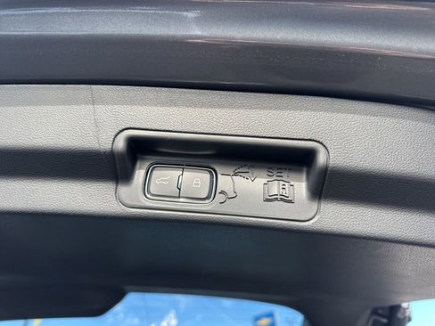 New 2026 Ford Explorer ST-Line w/ ST-Line Street Pack image 18