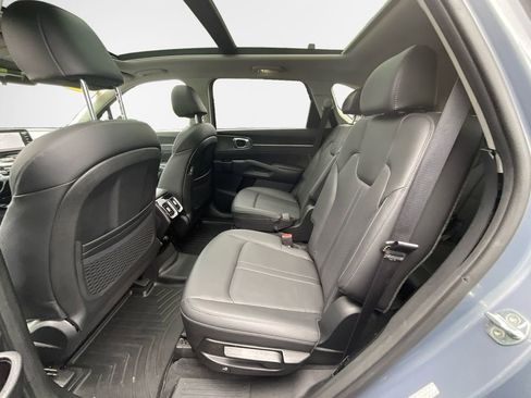 Certified 2022 Kia Sorento SX AWD/4WD image 24