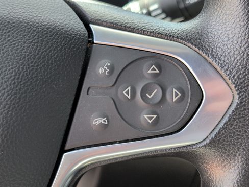 Used 2023 Chevrolet Traverse LS w/ Midnight/Sport Edition FWD image 25