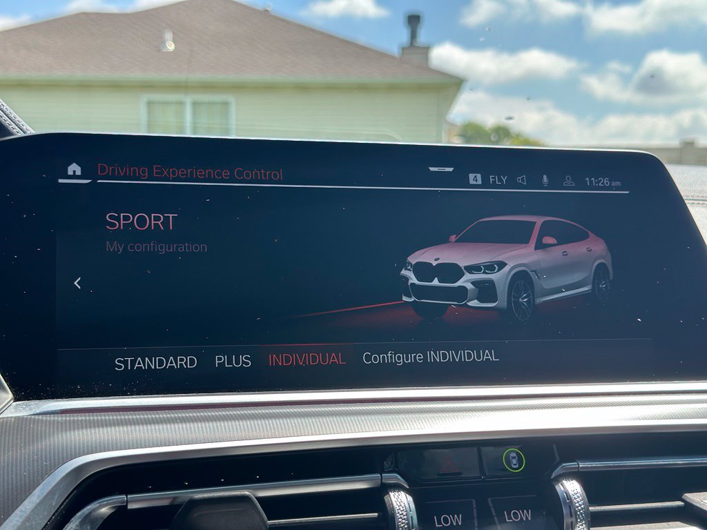 Used 2022 BMW X6 xDrive40i w/ M Sport Package AWD/4WD image 44