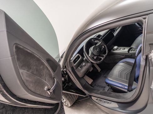 Used 2022 Maserati MC20 Coupe image 22