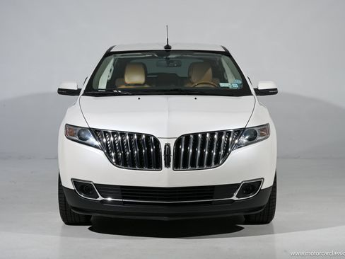 Used 2014 Lincoln MKX FWD w/ Equipment Group 101A image 3