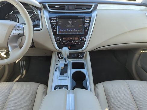 Certified 2018 Nissan Murano Platinum w/ Cargo Package image 22