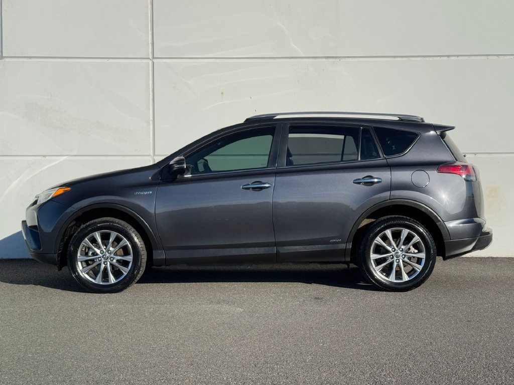 Certified 2018 Toyota RAV4 Limited w/ Advanced Technology Package AWD/4WD image 4