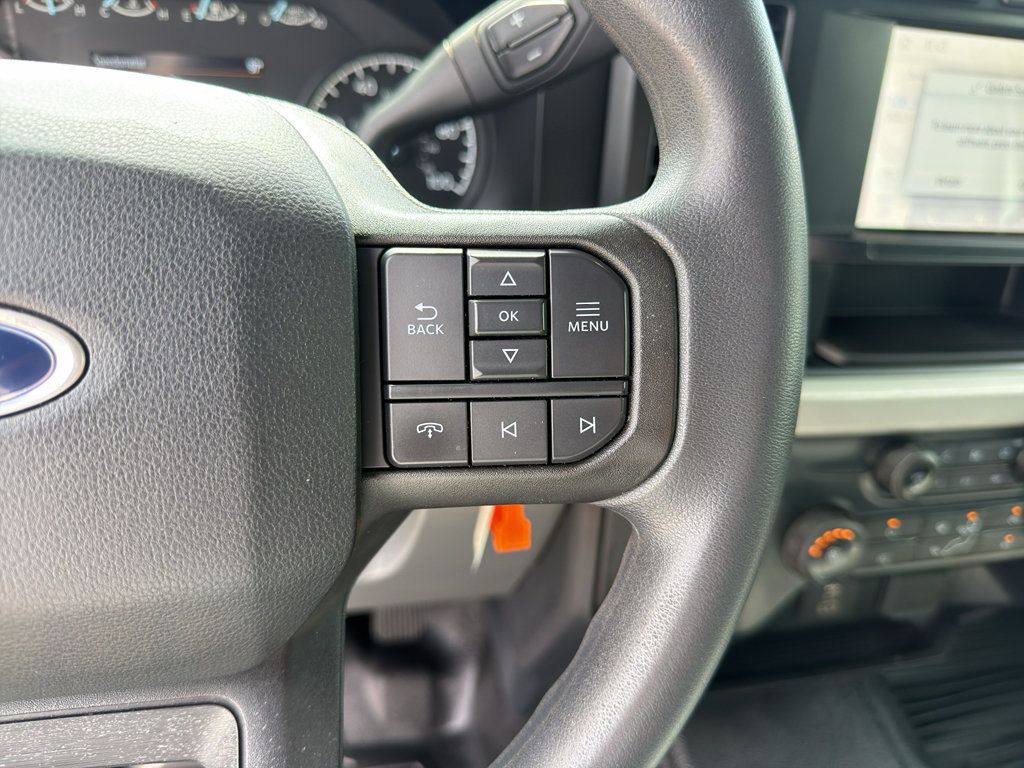 Used 2023 Ford F250 XL w/ FX4 Off-Road Package AWD/4WD image 14
