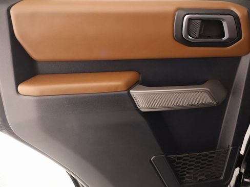 Used 2023 Ford Bronco Outer Banks image 17