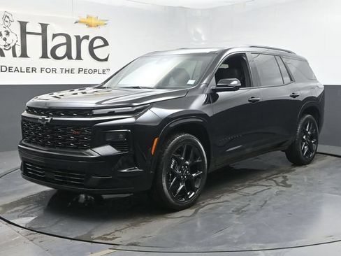 New 2026 Chevrolet Traverse RS w/ LPO, Floor Liner Package AWD/4WD image 13
