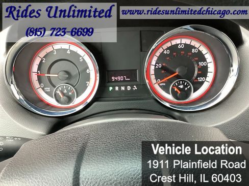 Used 2012 Dodge Grand Caravan SXT w/ Entertainment Group 1 FWD image 20