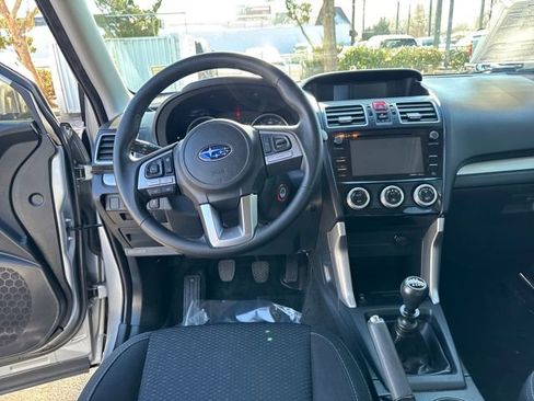 Used 2018 Subaru Forester 2.5i Premium image 15