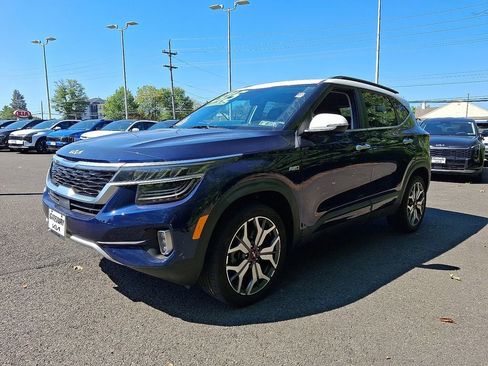 Certified 2023 Kia Seltos SX image 3