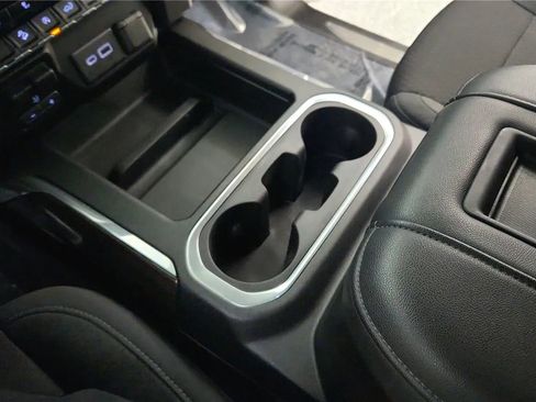 Used 2020 Chevrolet Silverado 1500 LT Trail Boss image 26