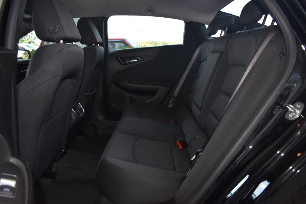 Used 2025 Chevrolet Malibu LT FWD image 15
