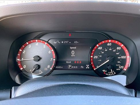 Certified 2025 Nissan Frontier PRO-4X w/ Pro Convenience Package image 19