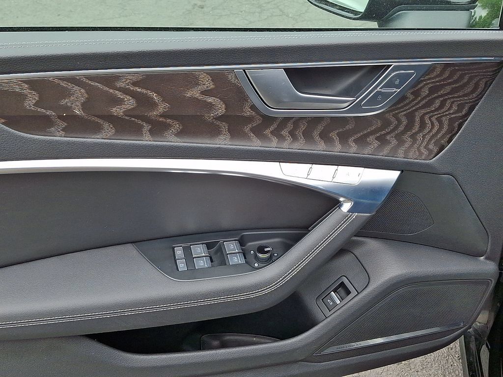 Used 2021 Audi A7 Prestige AWD/4WD image 18