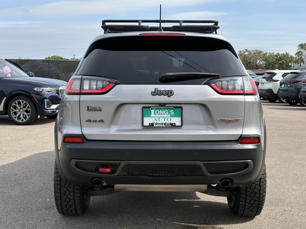 Used 2019 Jeep Cherokee Trailhawk AWD/4WD image 7