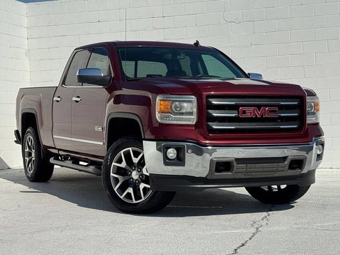 Used 2014 GMC Sierra 1500 SLT w/ All-Terrain Package AWD/4WD image 2