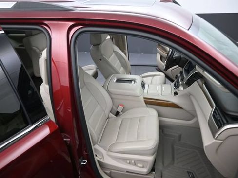 Used 2020 GMC Yukon Denali w/ Denali Ultimate Package AWD/4WD image 21