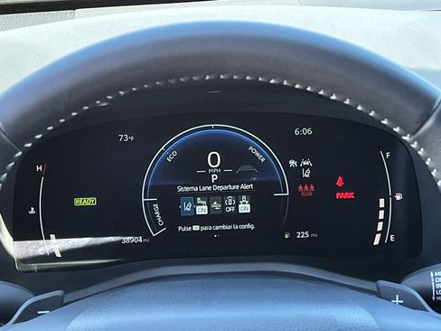 Used 2025 Toyota Camry SE w/ Convenience Package AWD/4WD image 13