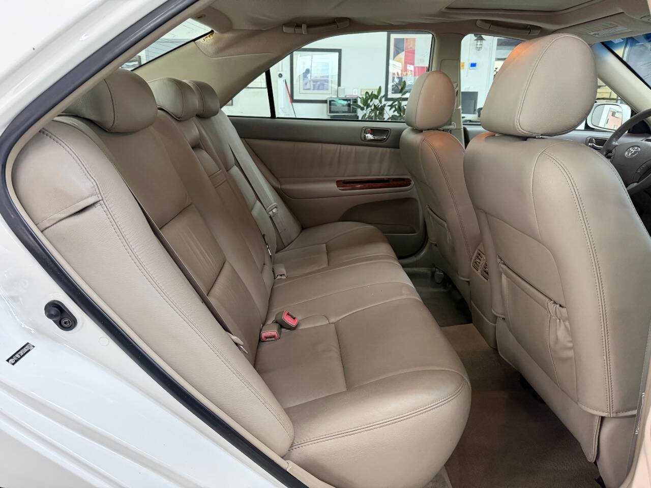 Used 2005 Toyota Camry XLE FWD image 15
