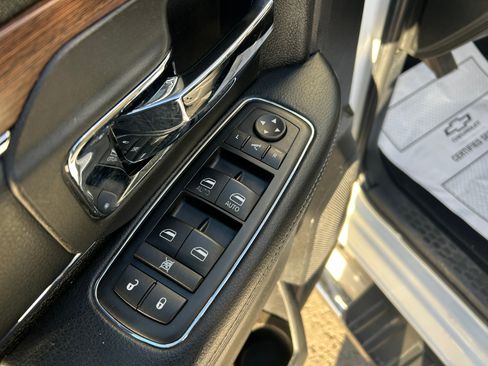 Used 2016 RAM 2500 Laramie w/ Convenience Group image 14