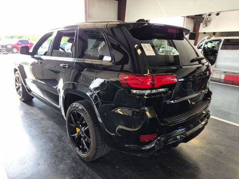 Used 2018 Jeep Grand Cherokee Trackhawk AWD/4WD image 4