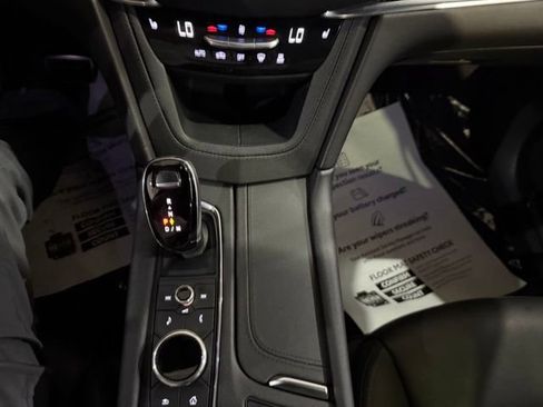 Used 2022 Cadillac XT5 Sportv AWD/4WD image 21