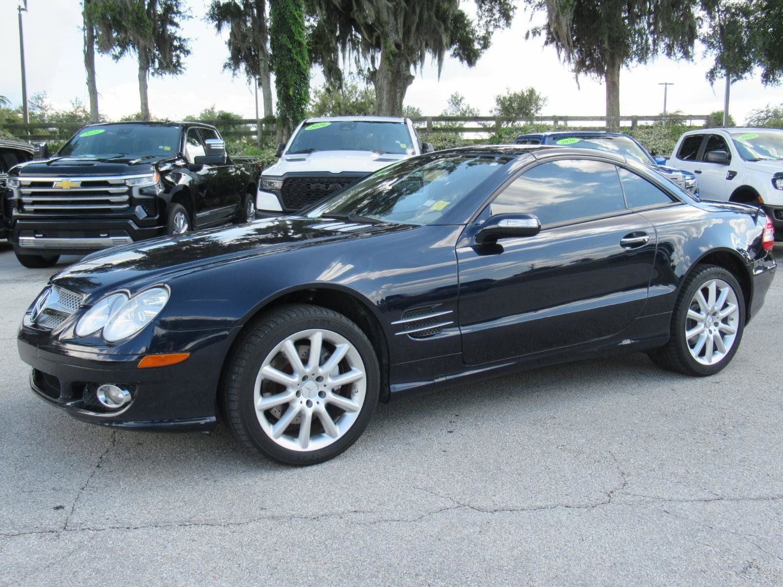 Used 2007 Mercedes-Benz SL 550 image 4