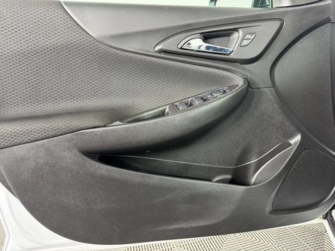 Used 2023 Chevrolet Malibu LS FWD image 35