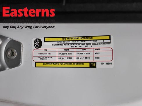 Used 2022 Dodge Challenger SXT image 32