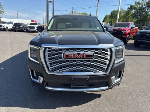 Used 2023 GMC Yukon Denali w/ Max Trailering Package image 8