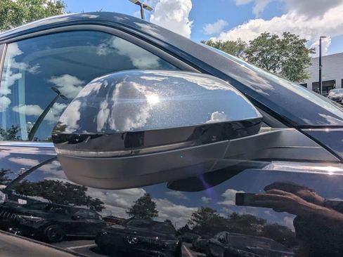Used 2019 Volkswagen Atlas SEL R-Line FWD image 26