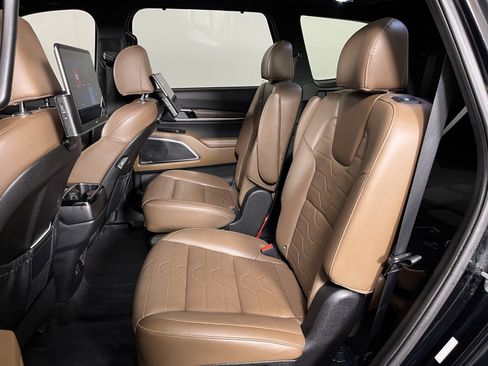 Used 2022 Kia Telluride SX w/ SX Prestige Package image 19