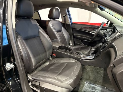Used 2016 Buick Regal AWD image 16