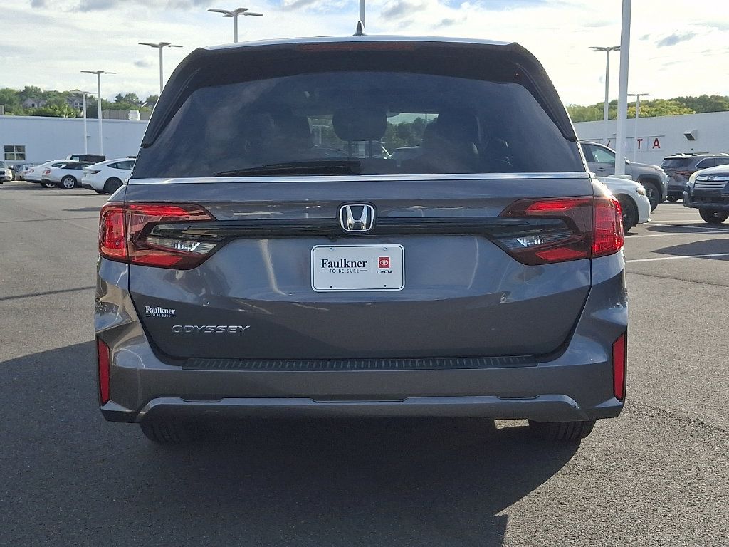 Used 2025 Honda Odyssey EX-L image 5